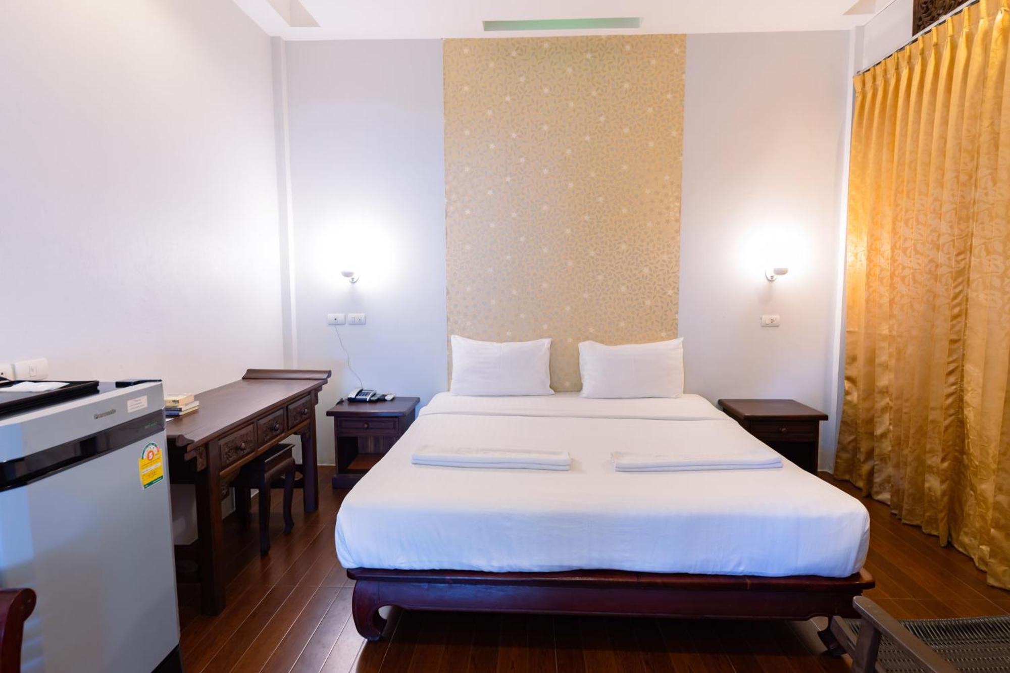 Sleep Hotel - Sha Certified Surat Thani Exterior photo