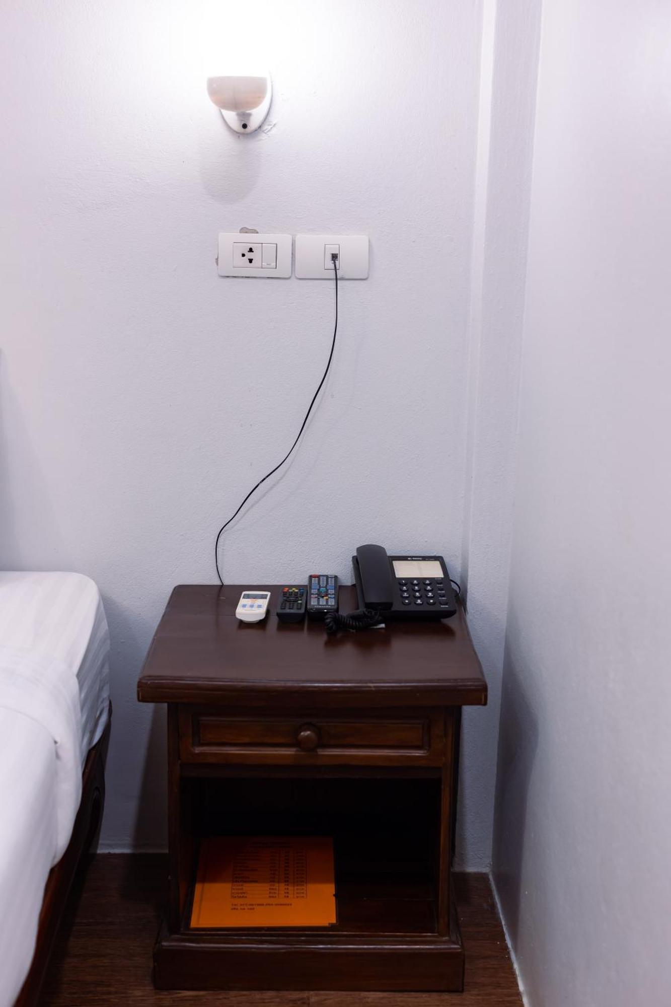 Sleep Hotel - Sha Certified Surat Thani Room photo